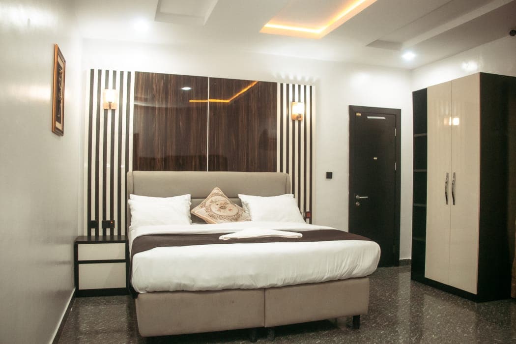 Lekki Hotel and Suites