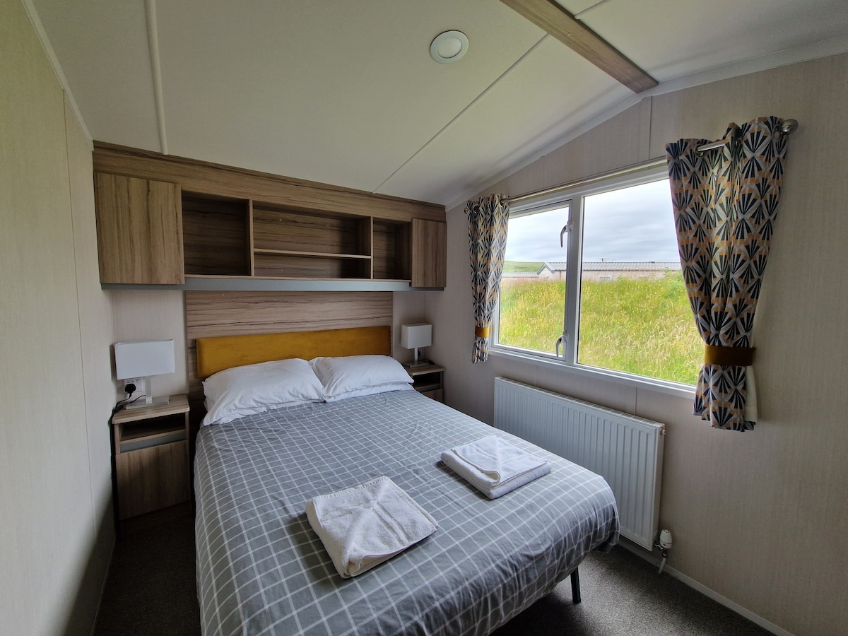 Three-Bedroom, Park-View Holiday Home.