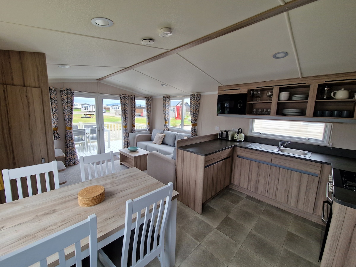 Three-Bedroom, Park-View Holiday Home.