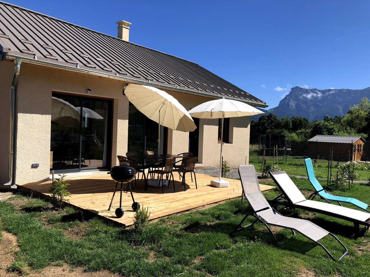 Maison proche lac Serre Ponçon et station de ski