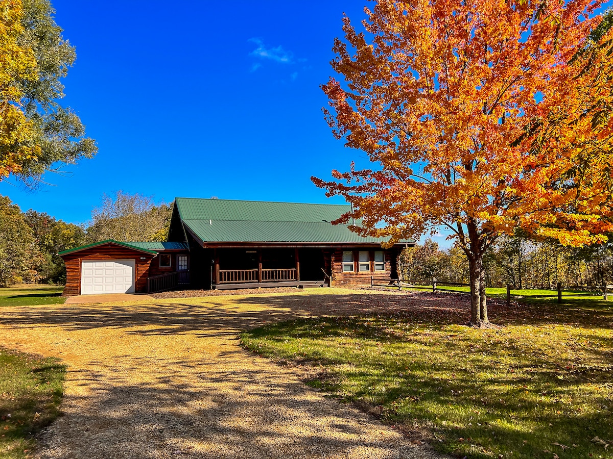 NEW! - Must See True Log Cabin - Longview Haven