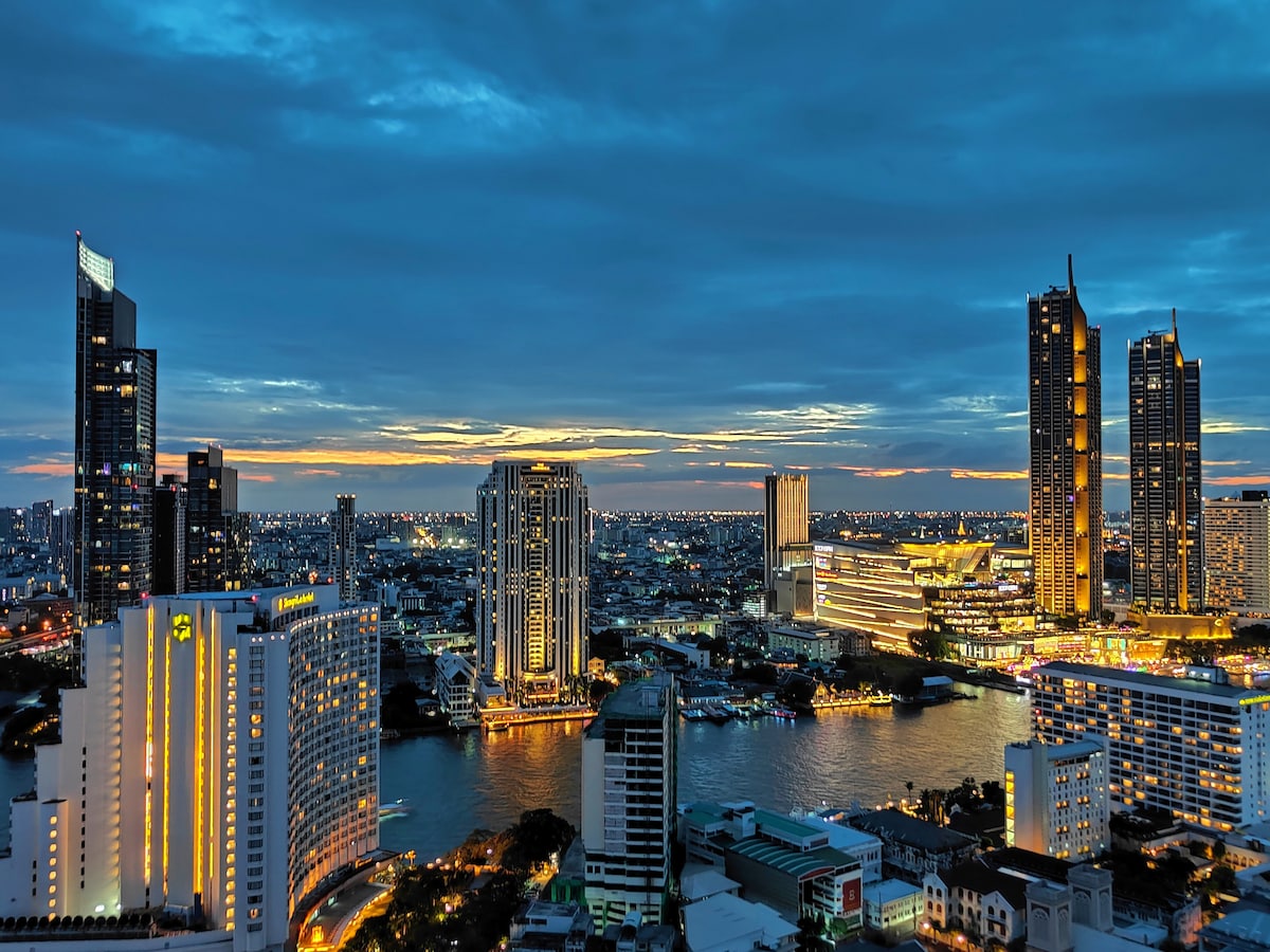 高空大平层 三卧两卫 BTS Saphan Taksin Iconsiam 大皇宫 湄南河景