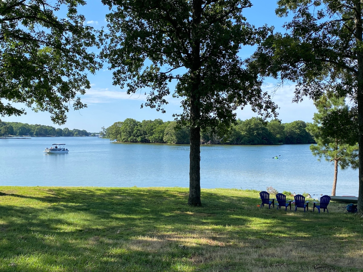 Waterfront getaway in Reedville