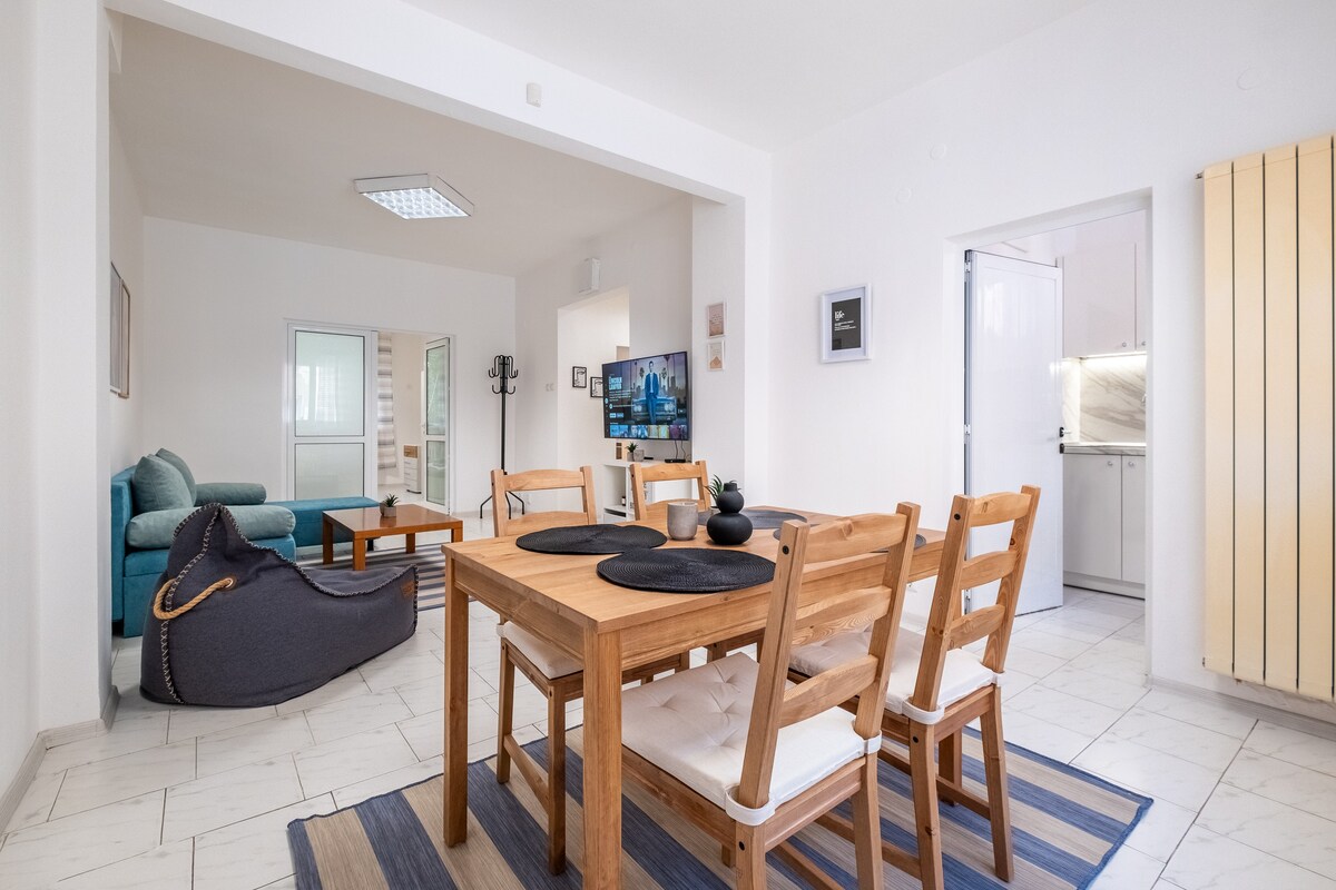 Amazing Bright 2BR Apartment in the Heart of Sofia