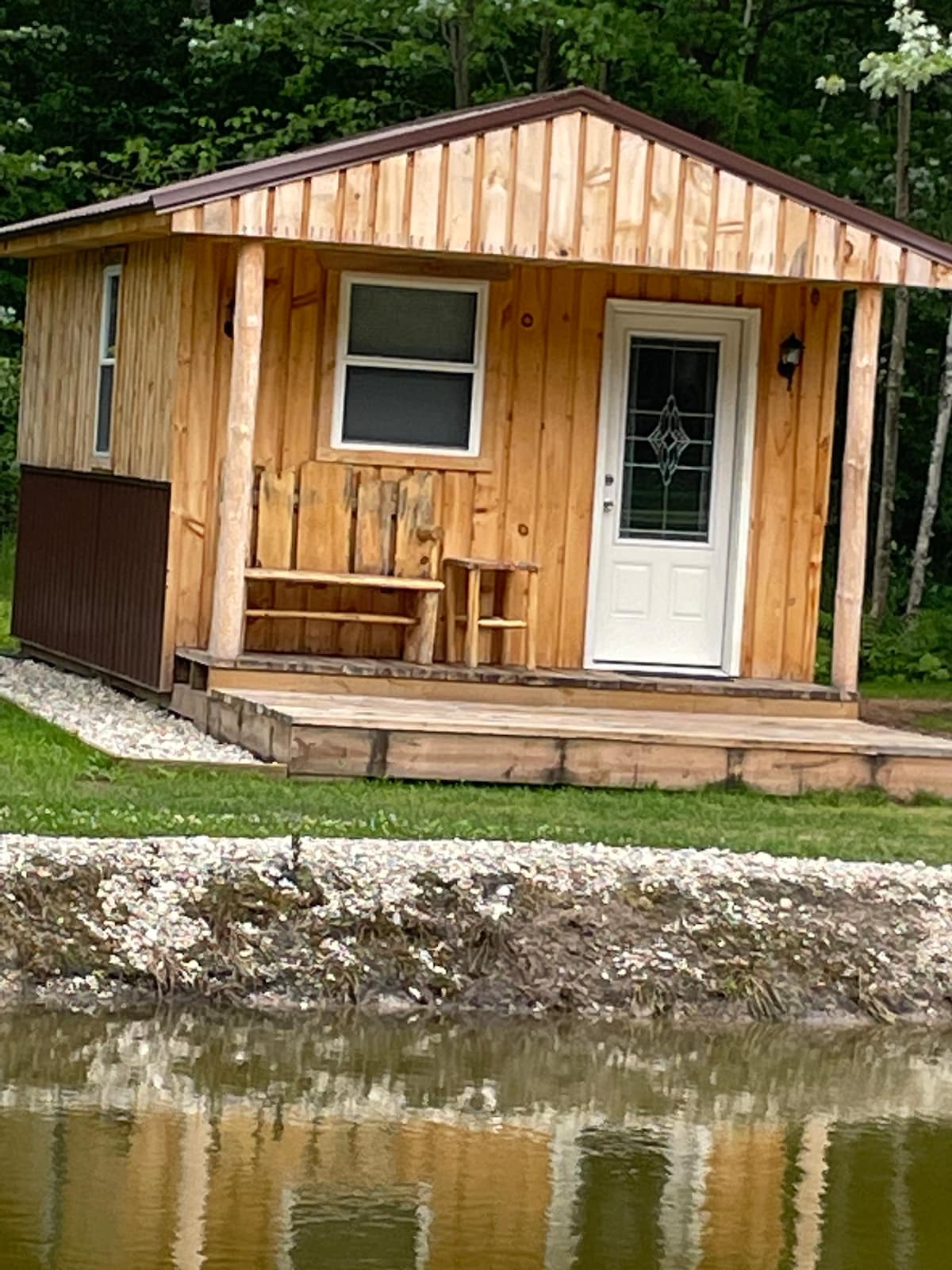 池景观小木屋