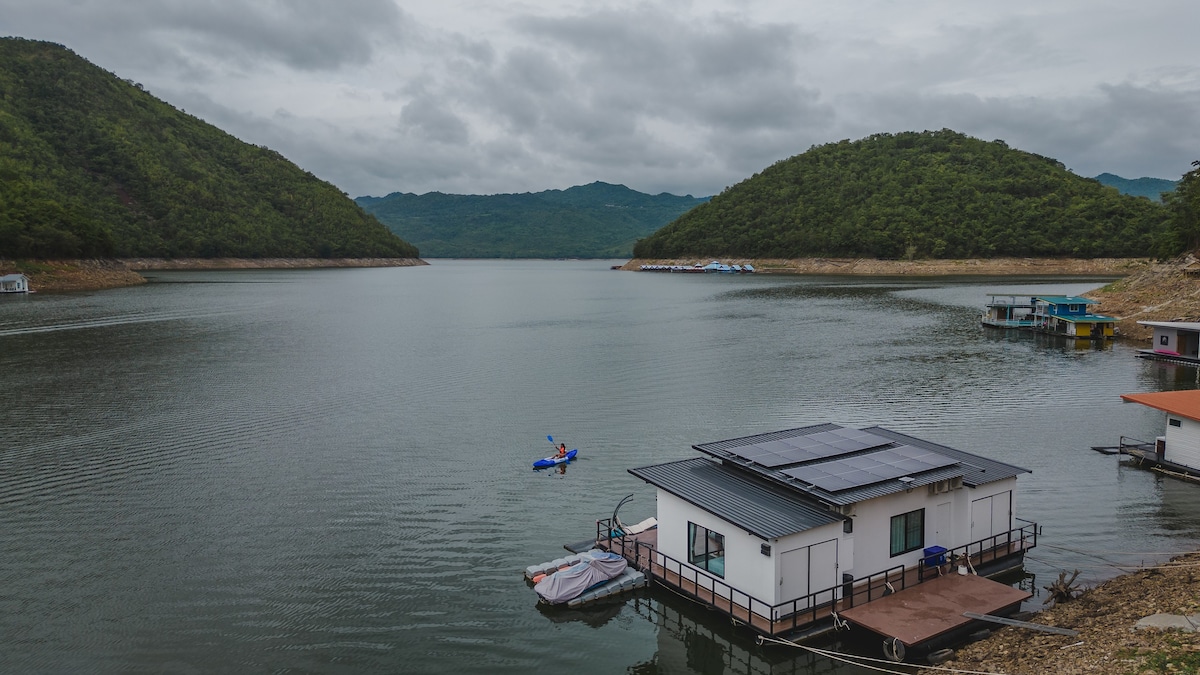 Lakeation kanchanaburi