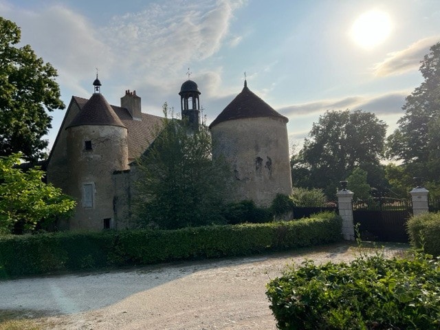 Villeneuve Castle Home