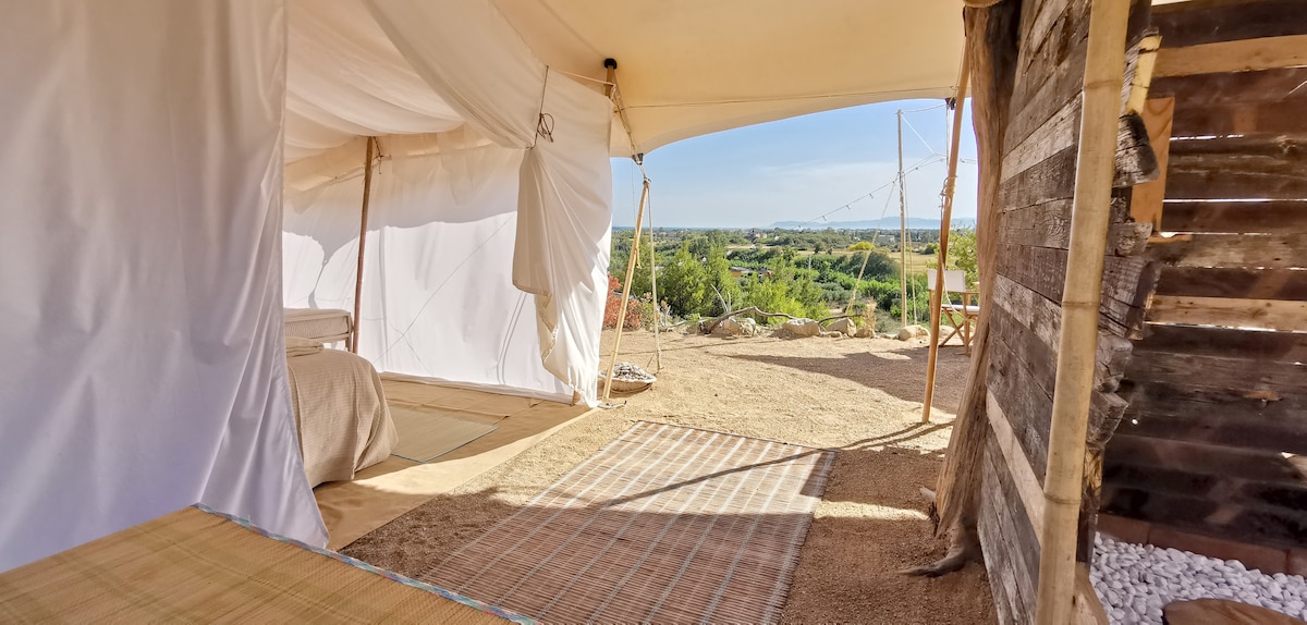 Unique camping experience in nature with a view