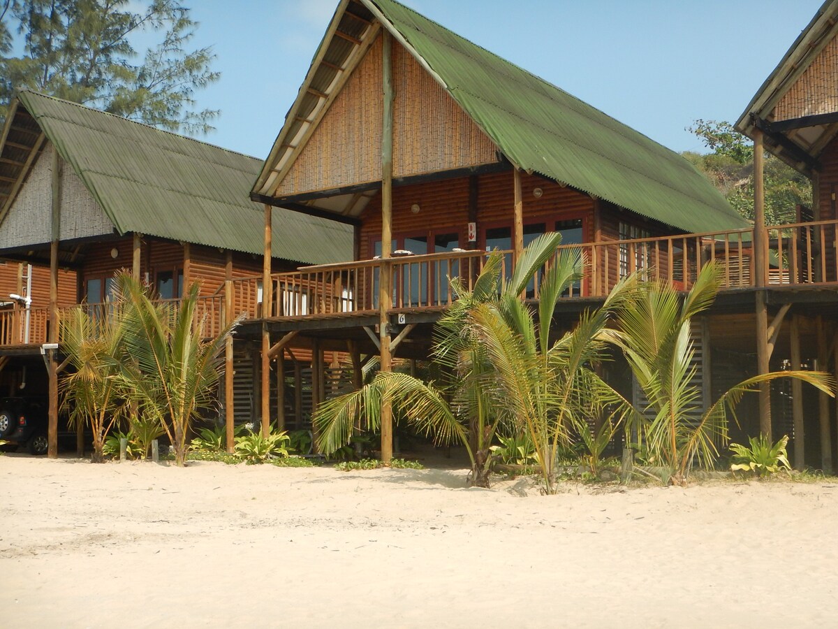 Inhambane Beach House @ Barra Beach