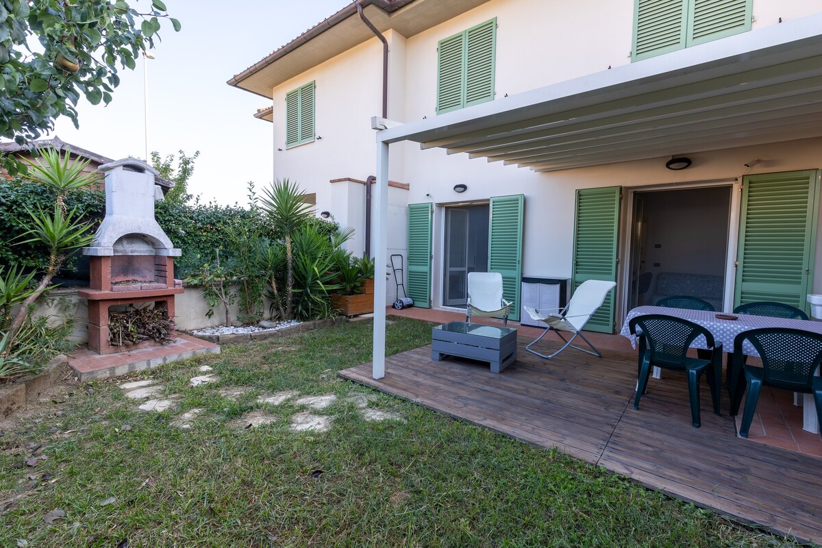 *Casa Relax con giardino*+wi-fi+Parcheggio