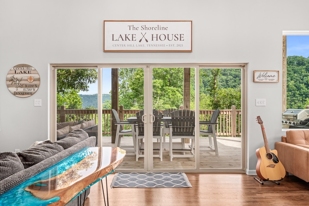 The Shoreline Lake House on CHL!