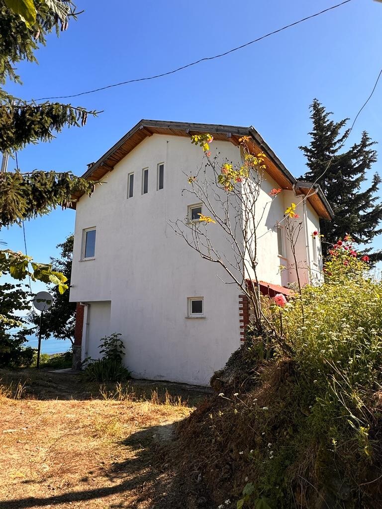 Plaja yakın triplex villa - Tirebolu