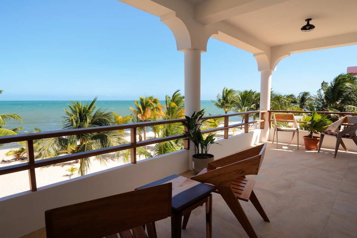 3BD 2BA Penthouse Villa at Sandy Feet Beach Resort