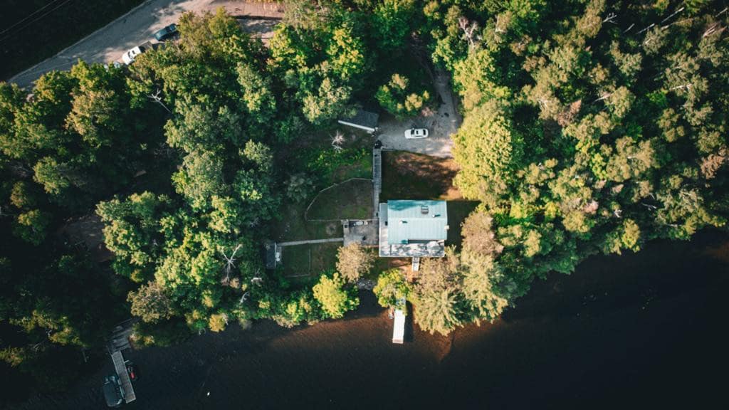 Lakeside Cottage