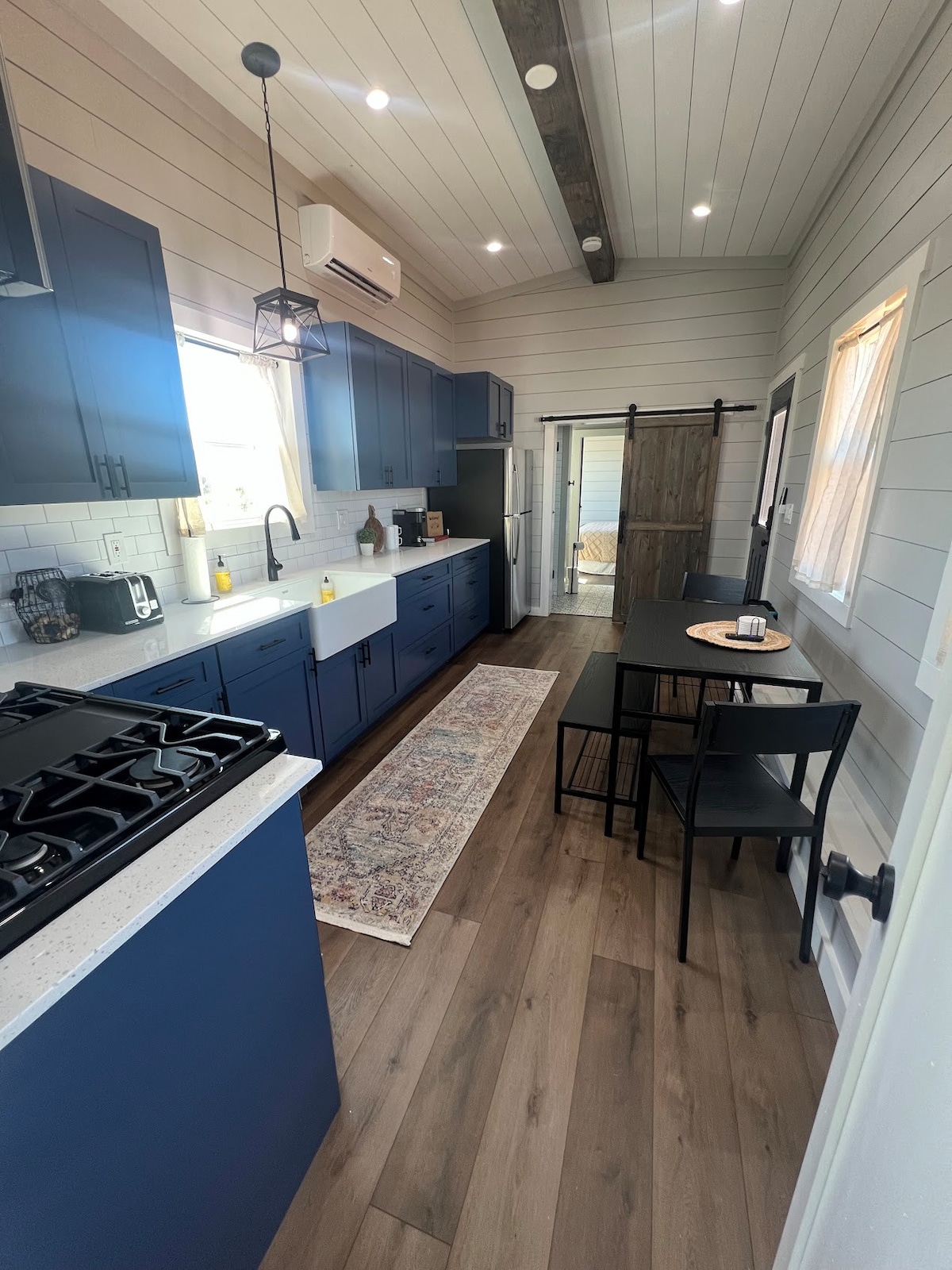 Toogood Winery Tiny Home - Primitivo Palace