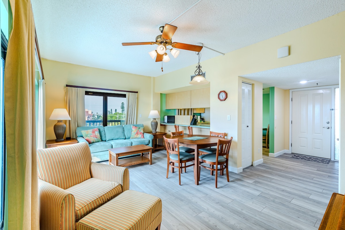 Beachside 2BR Condo with Large Balcony