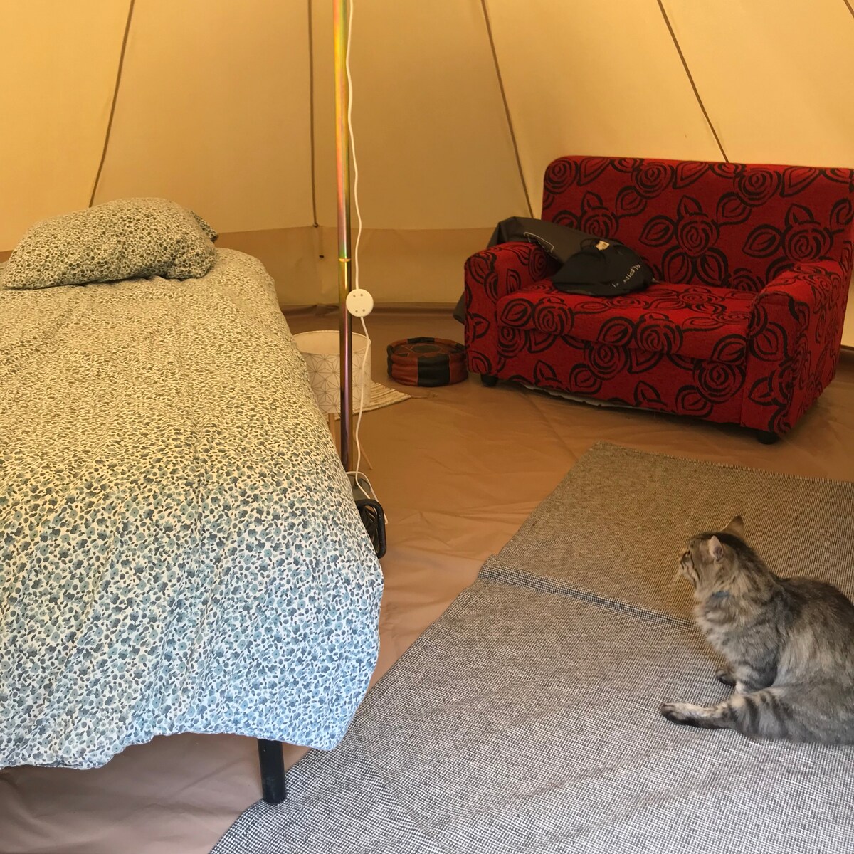 Nuit dans une tente inuite