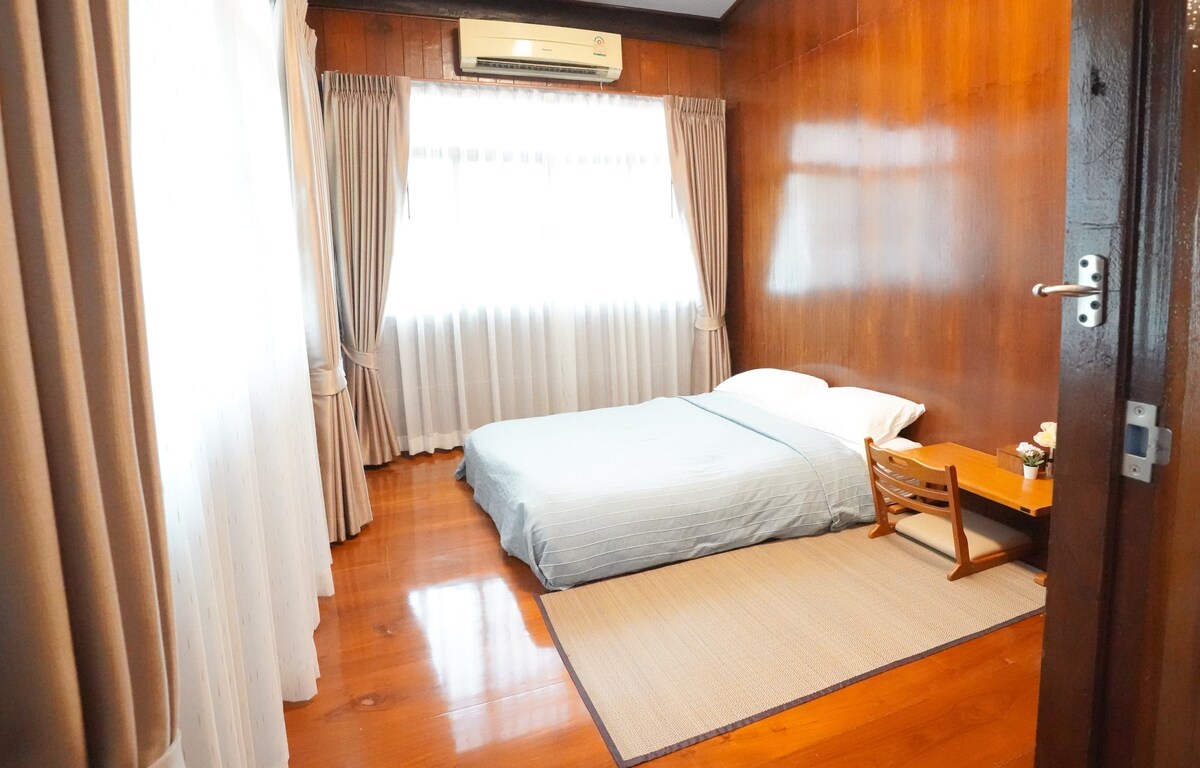 Riverside - Thai style room - Cozy