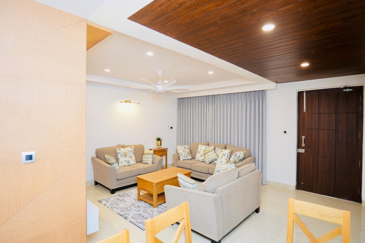 Scenic solitude | 2bhk Mountain View apartment