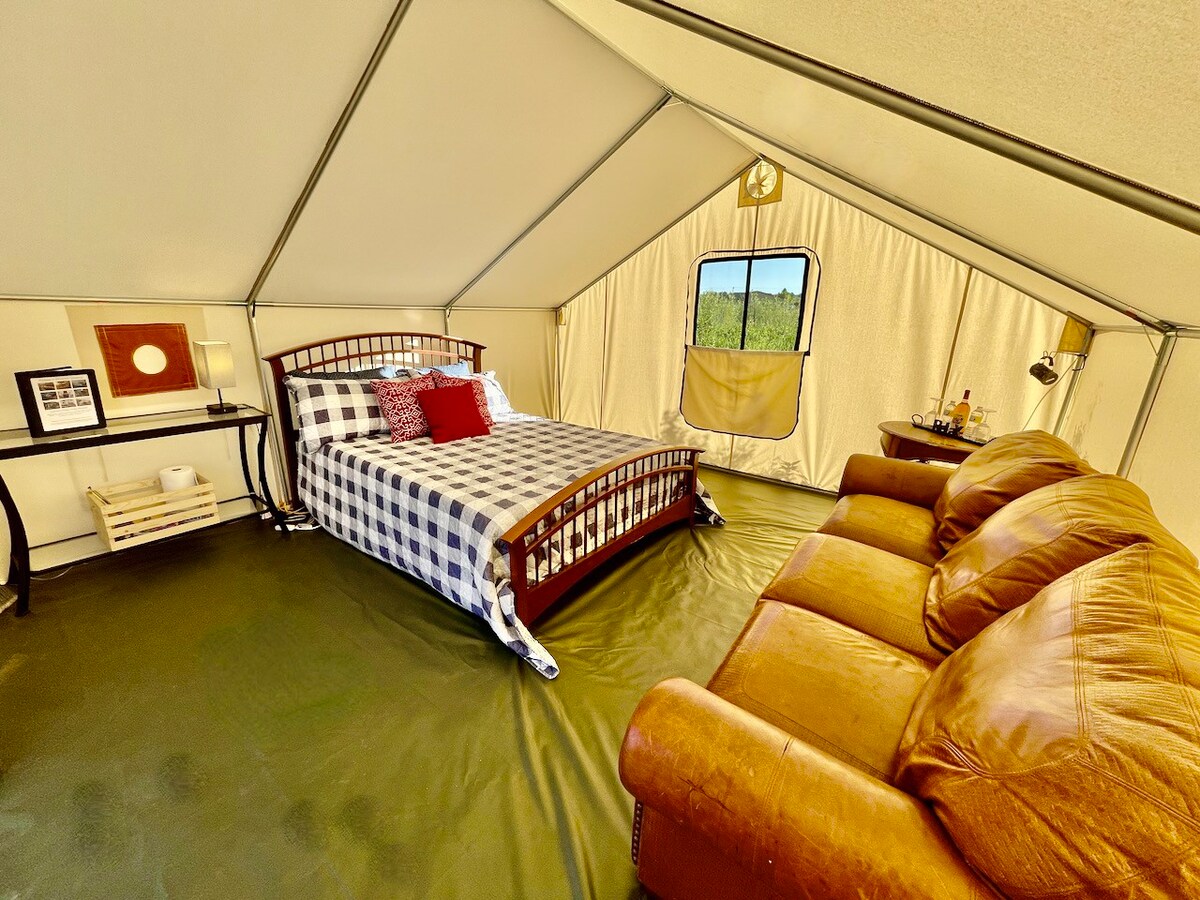 'Butterfly' Glamping Safari Tent | Creekside