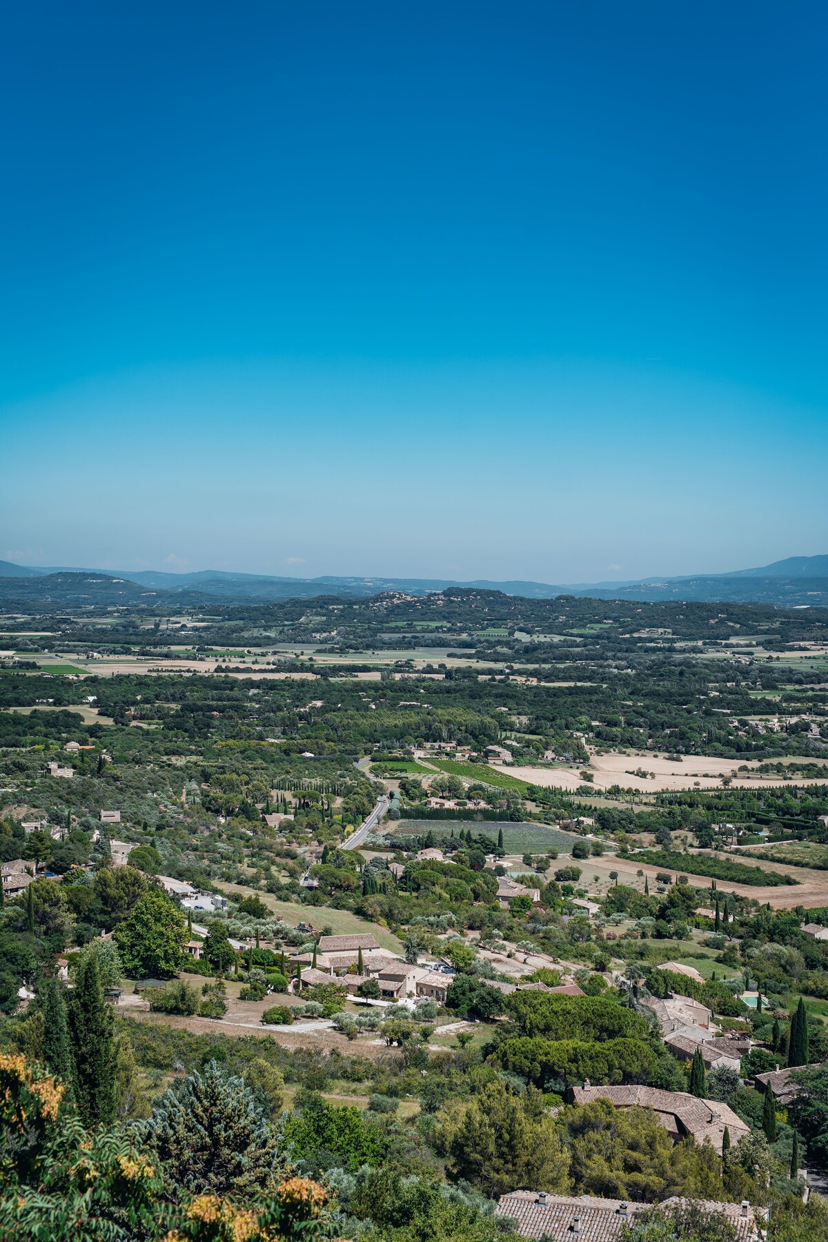 Idyllic Gordes with Panoramic View