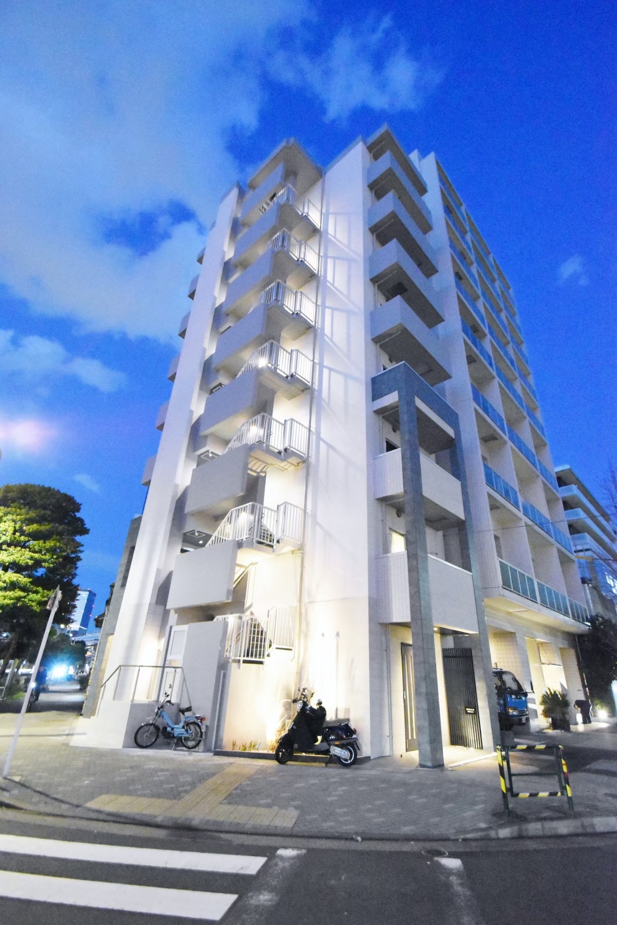 ShibaurafutoSta 5min Modern APT w/z sunlight＊MK167