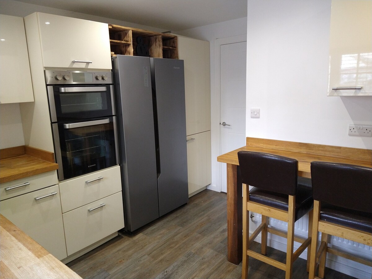 Lower Oaks, a cosy ground floor apartment