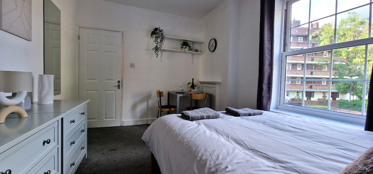 Double Room * Central London * Fast Wi-Fi (Mal)