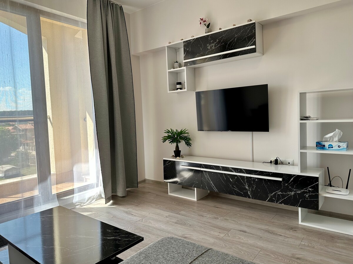 Modern apartment in Shartrez