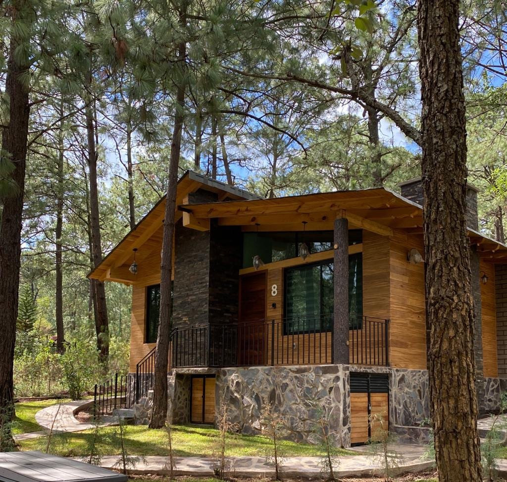 Cabaña de Lujo en el Bosque a 12 min del pueblo