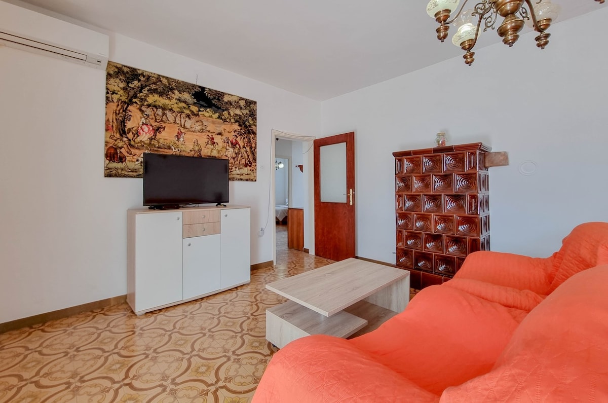 Valenta - Apartment with balcony for 4 people