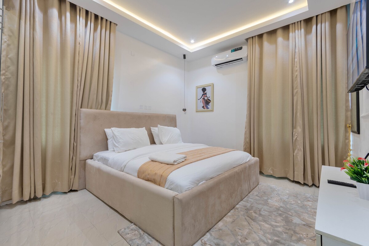 Luxury 3 bedrooms apartments in ikoyi