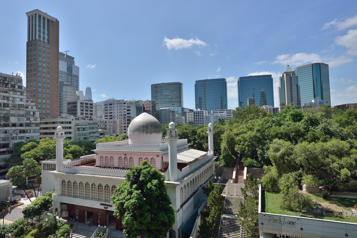 Deluxe Park View Tatami Designer Room in TST