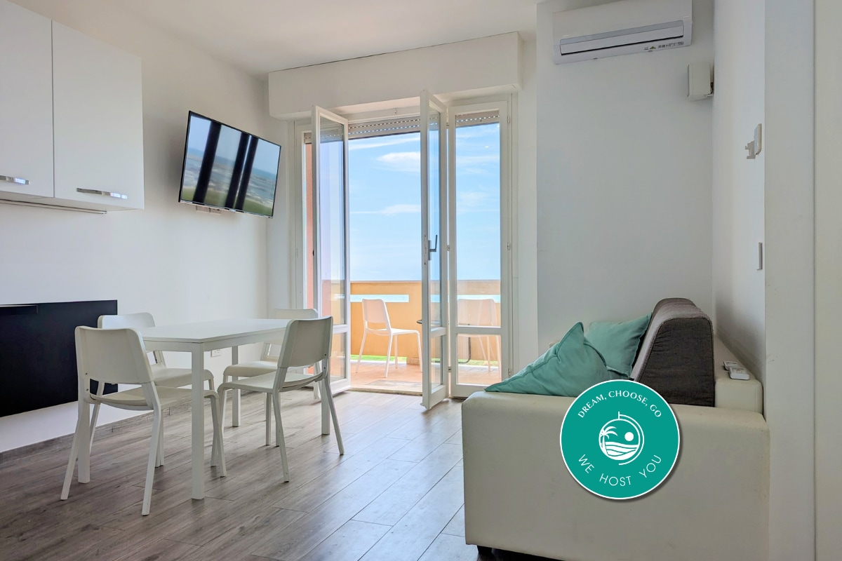 [Balcone sul porto] Vista mare Wifi AC Parcheggio