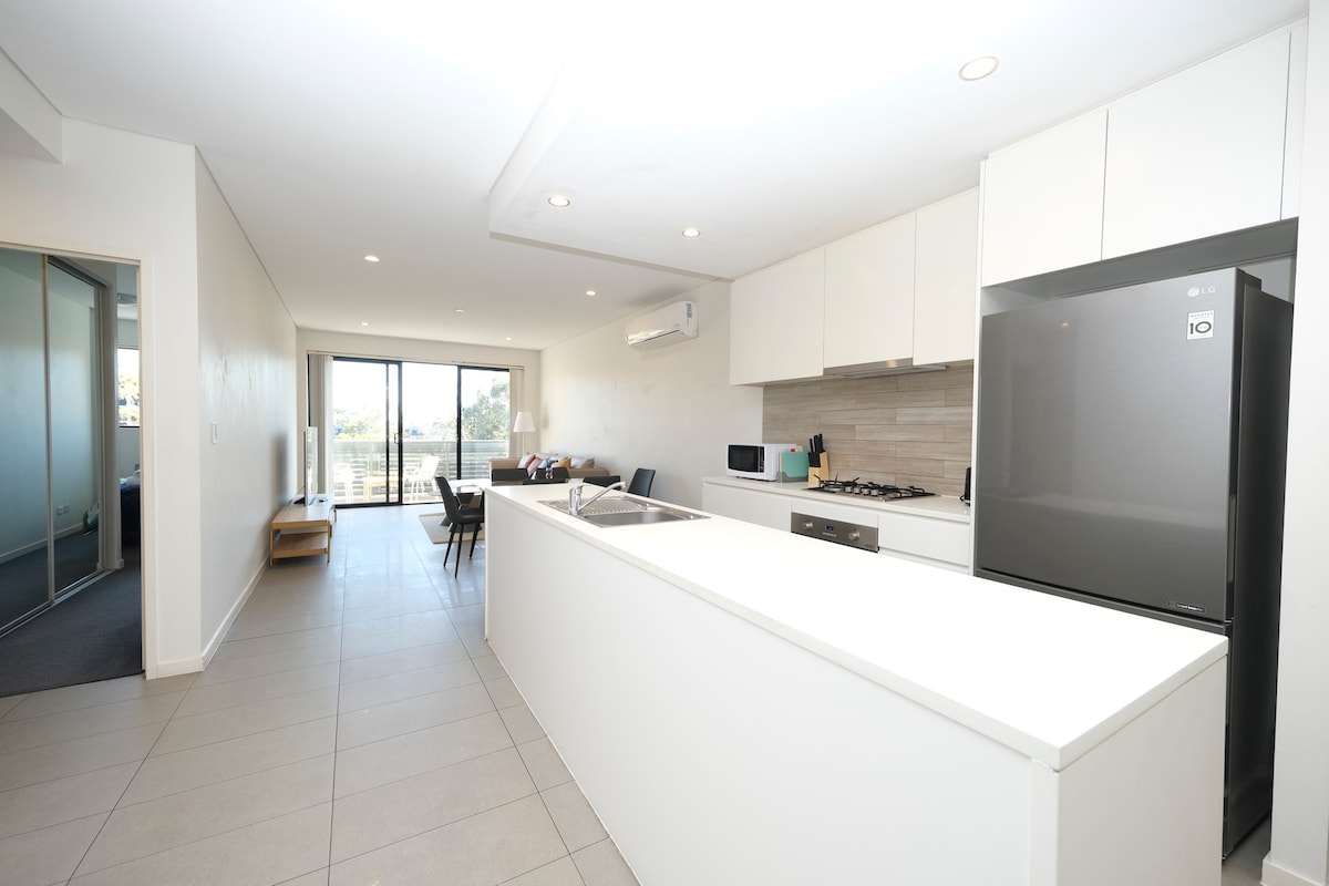 Cozy 3 bedroom Homebush apt sleeps 8 guest