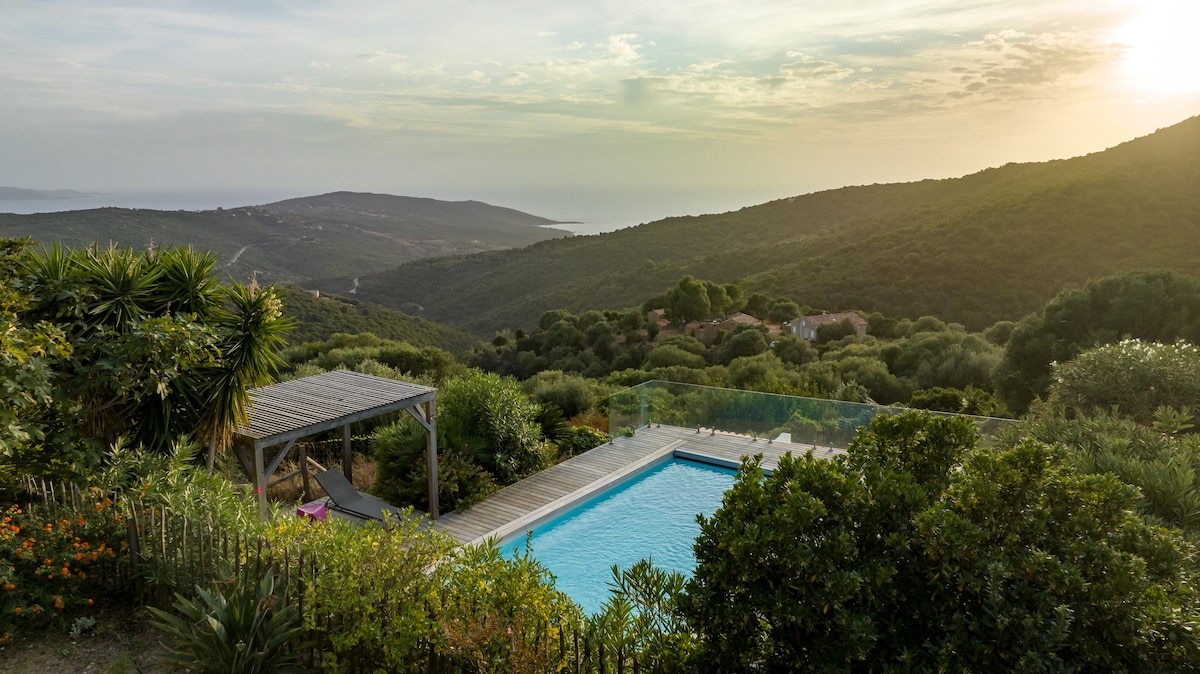 Villa Corse, Piscine Chauffée