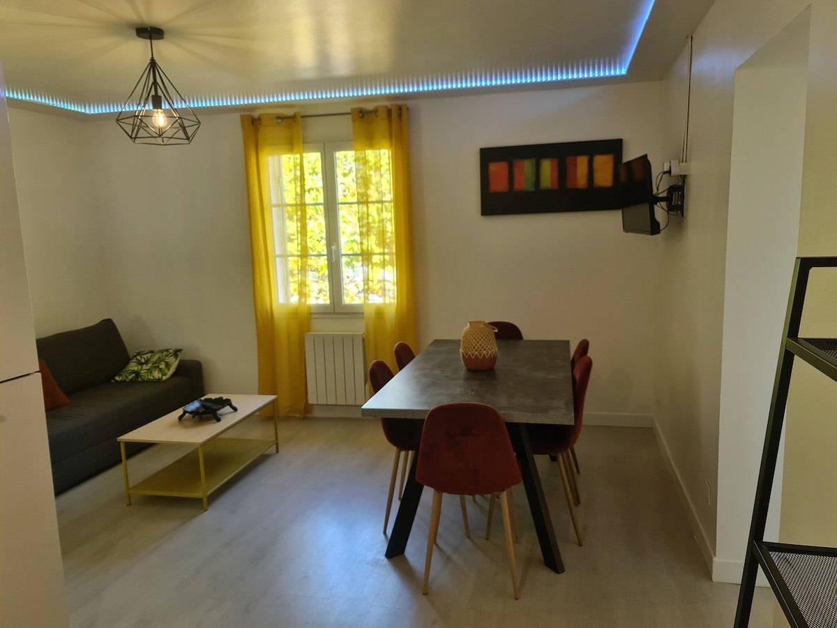 Appartement T3 couleurs vives