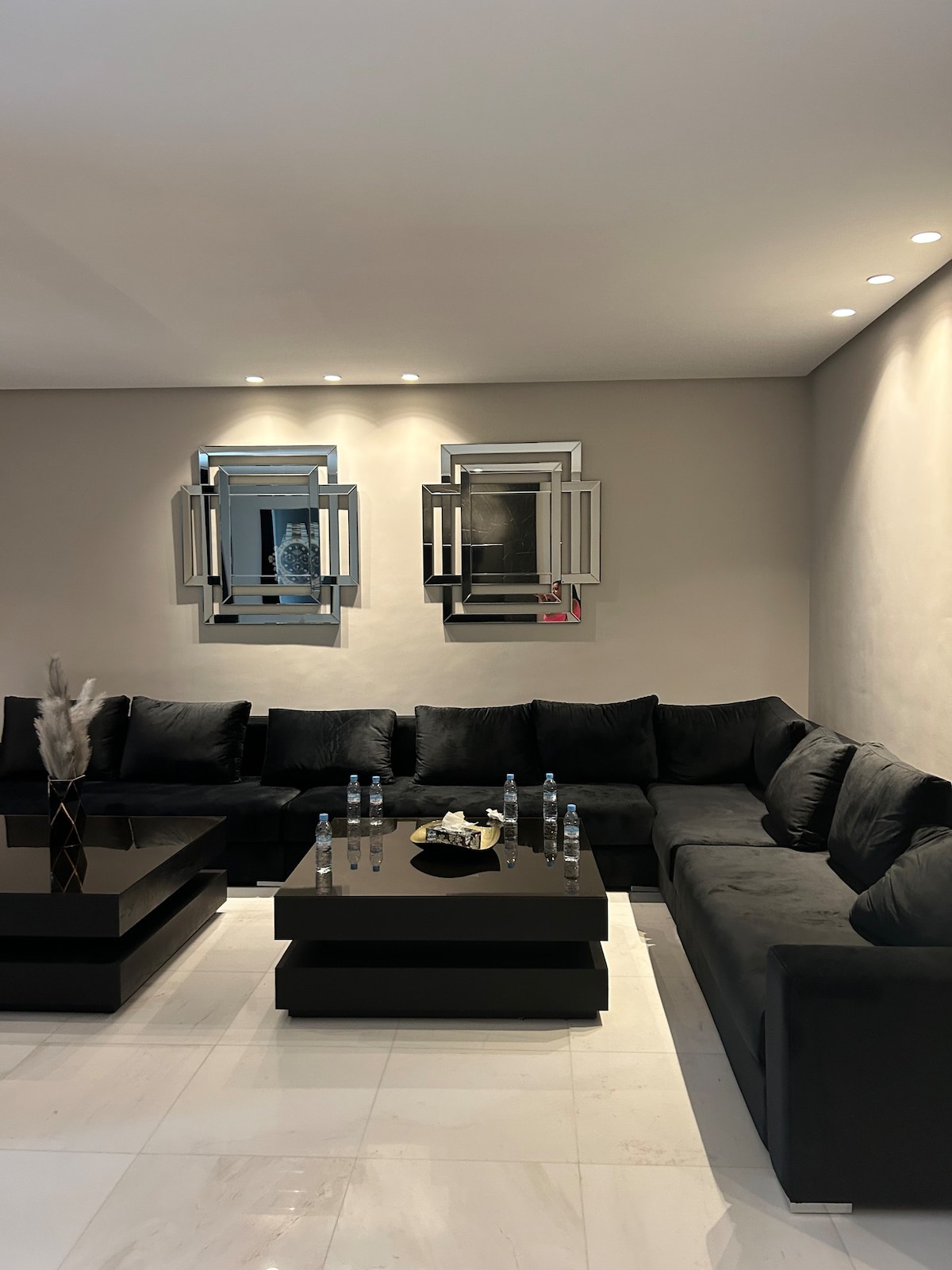 Panorama 5, luxury apartment.