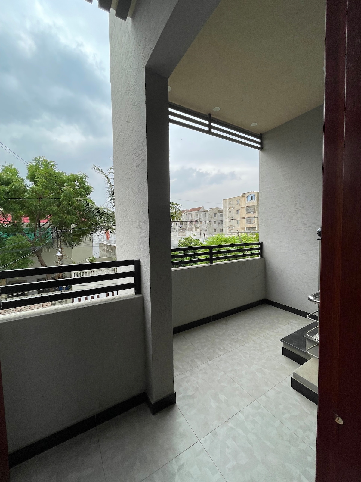 Entire Home | 3BR | 1st Floor | In centre of KHI.