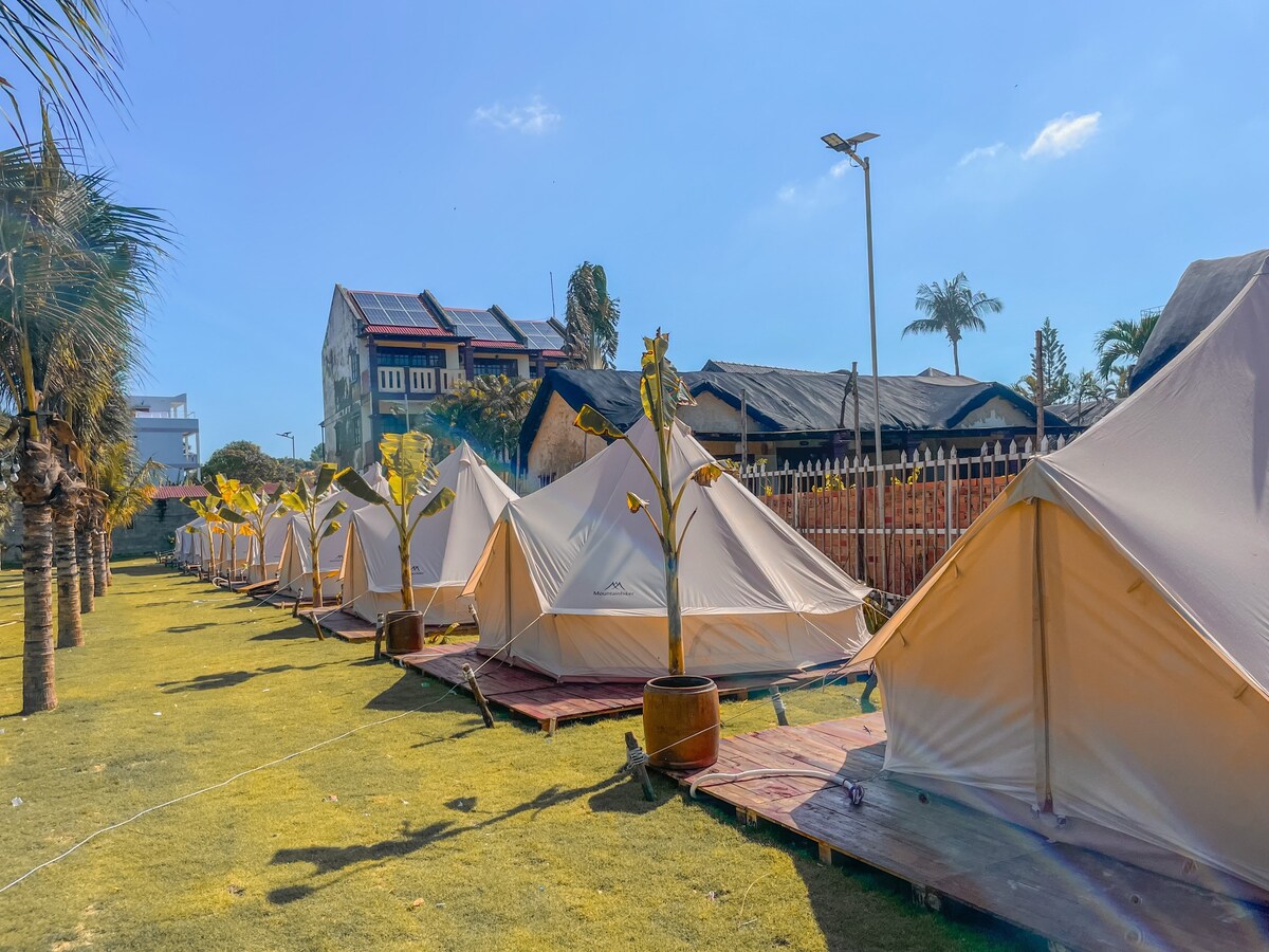 SeaView Tent with Breakfast+BBQ Dinner (4pax)