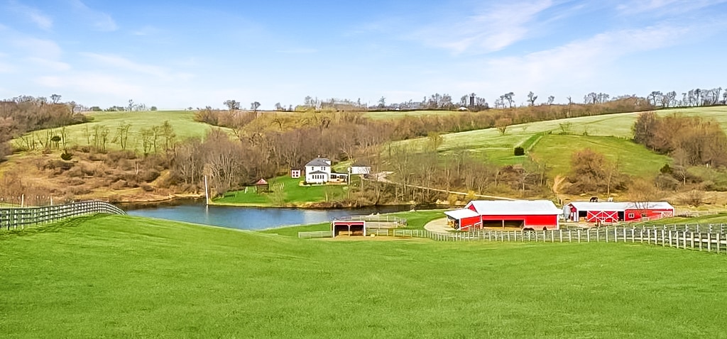 Family Friendly Modern Farmhouse 42 Private Acres