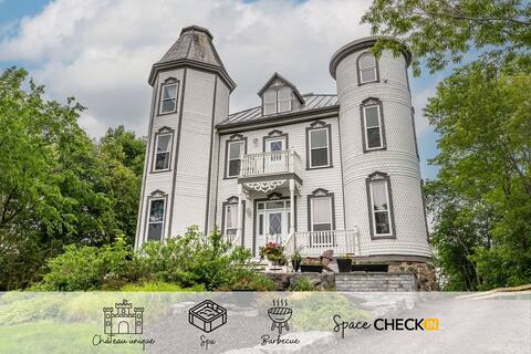 The unique Valvak Castle | Spa & BBQ | Fireplace