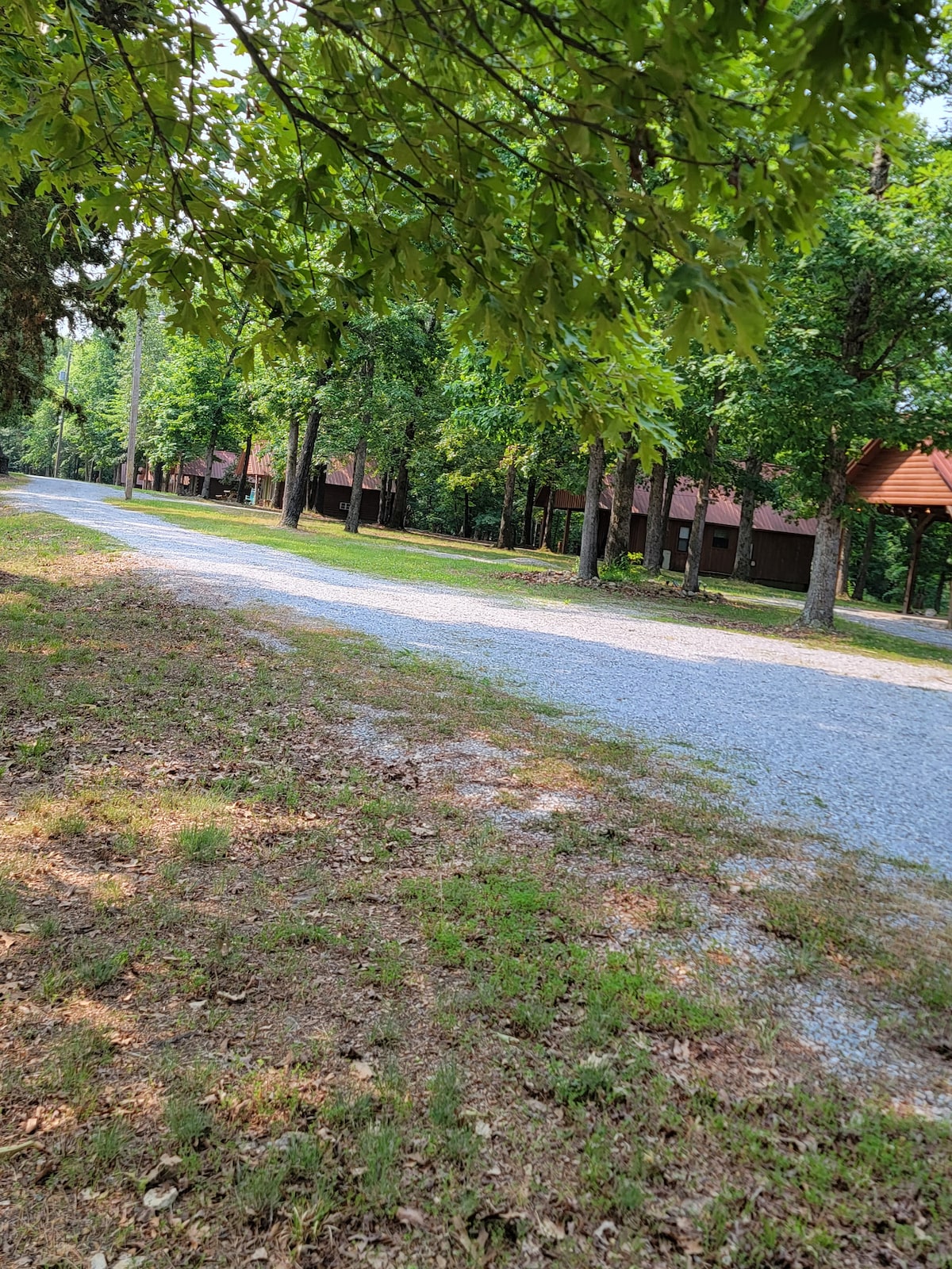 White Oak Cabins (Cabin 3)