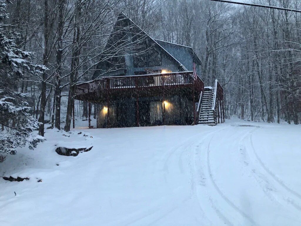 5 BR/3 BA Chalet in the Hideout