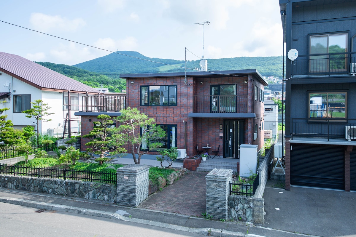 THE VILLA MOIWA【Quiet residential area】