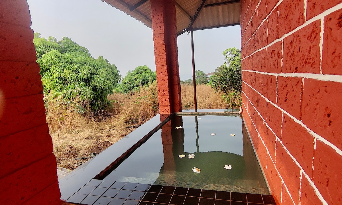 Farmhouse- Plunge Pool-Ratnagiri