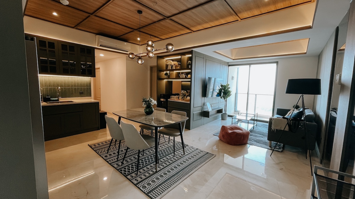 NewLuxury Apt3BR @TunjunganPlaza