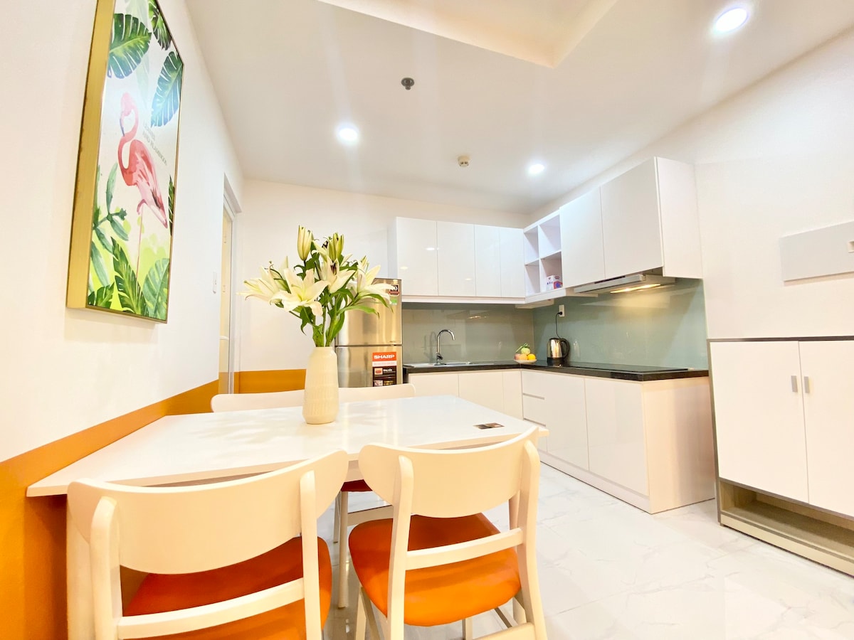 Holiday Apt-Home Away With 2BR In The Heart HCMC