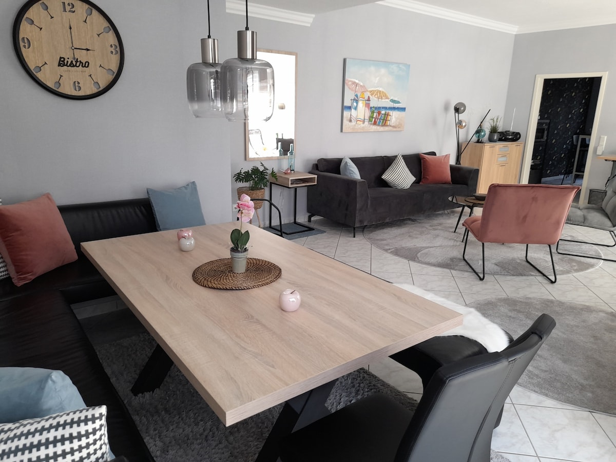 Exklusive Südseite-Ferienwohnung "vivo32"  Tholey