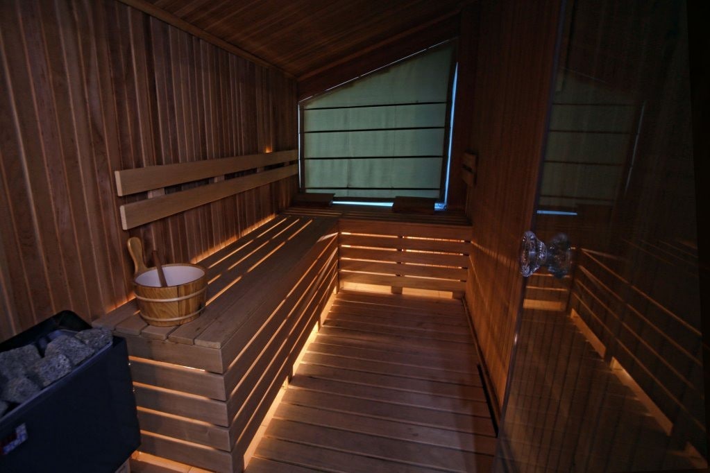 A peaceful place with Sauna and Jacuzzi